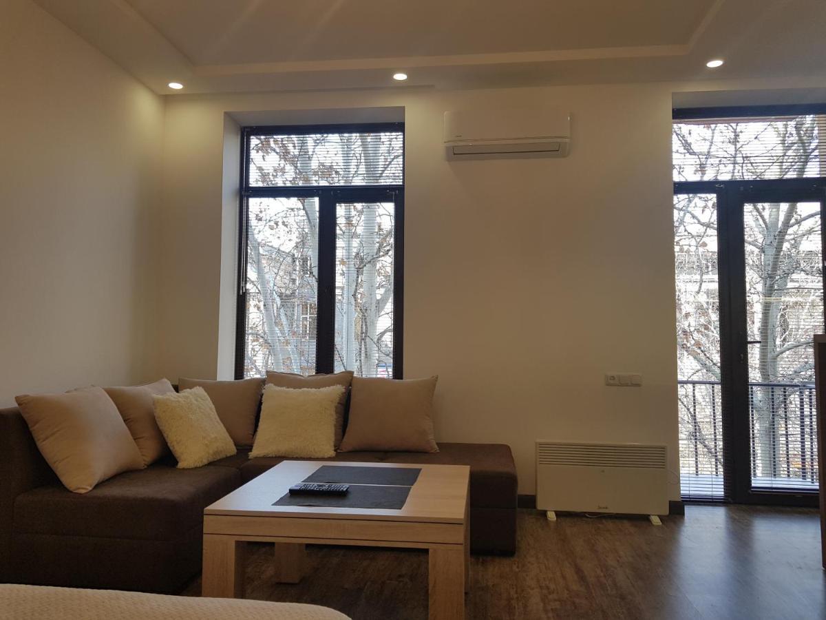 Cascade White Luxury Apartment Ереван Экстерьер фото