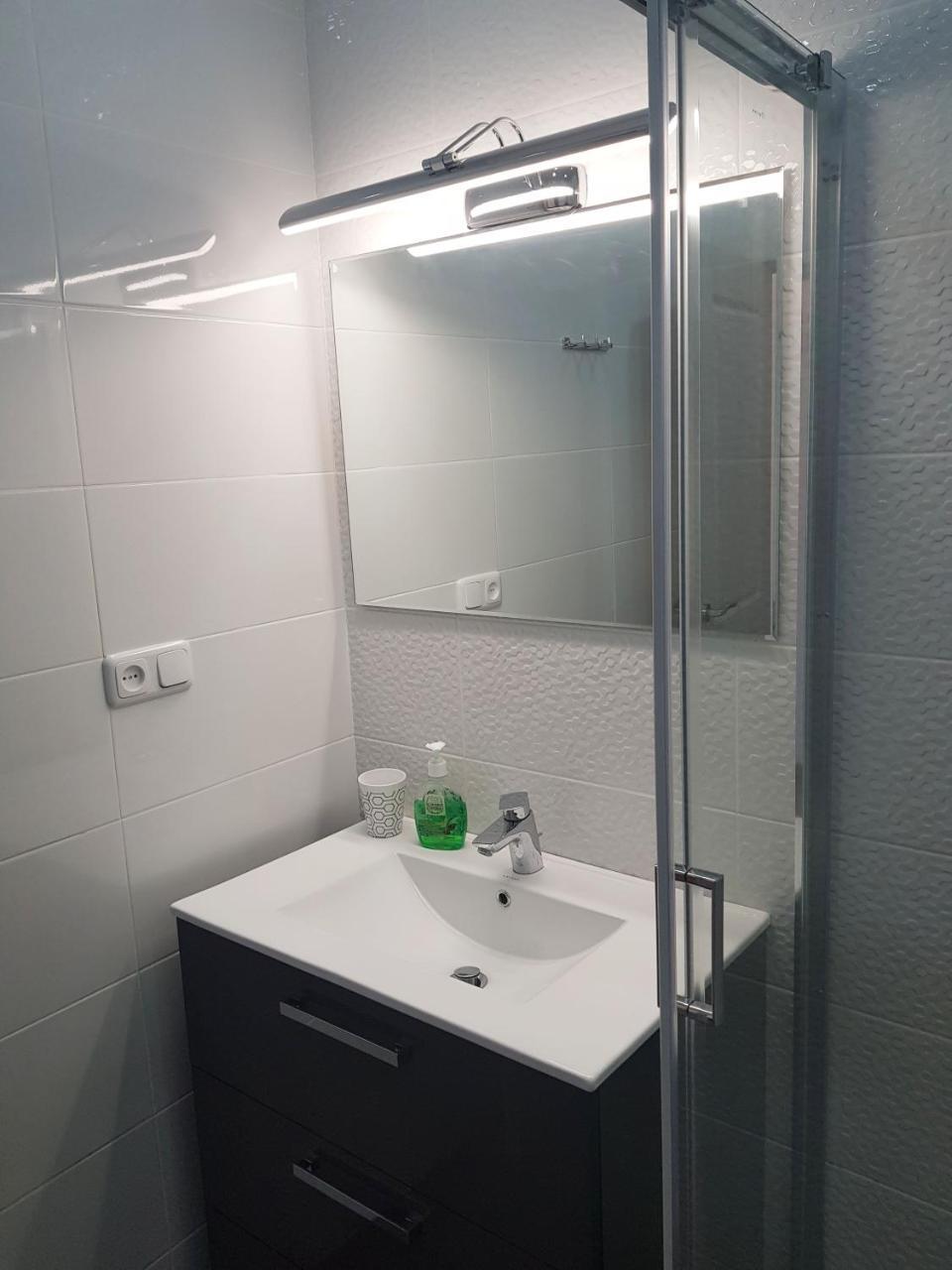 Cascade White Luxury Apartment Ереван Экстерьер фото