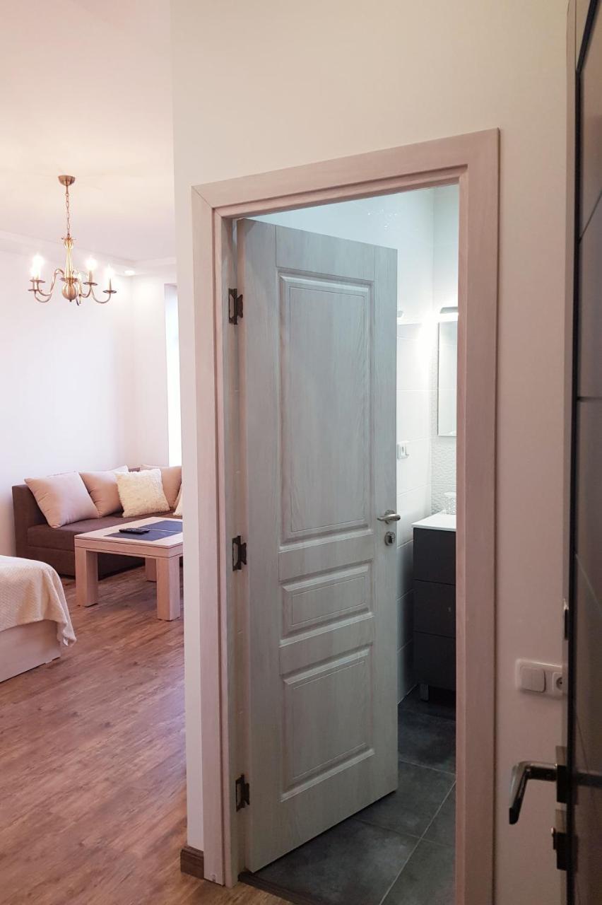 Cascade White Luxury Apartment Ереван Экстерьер фото